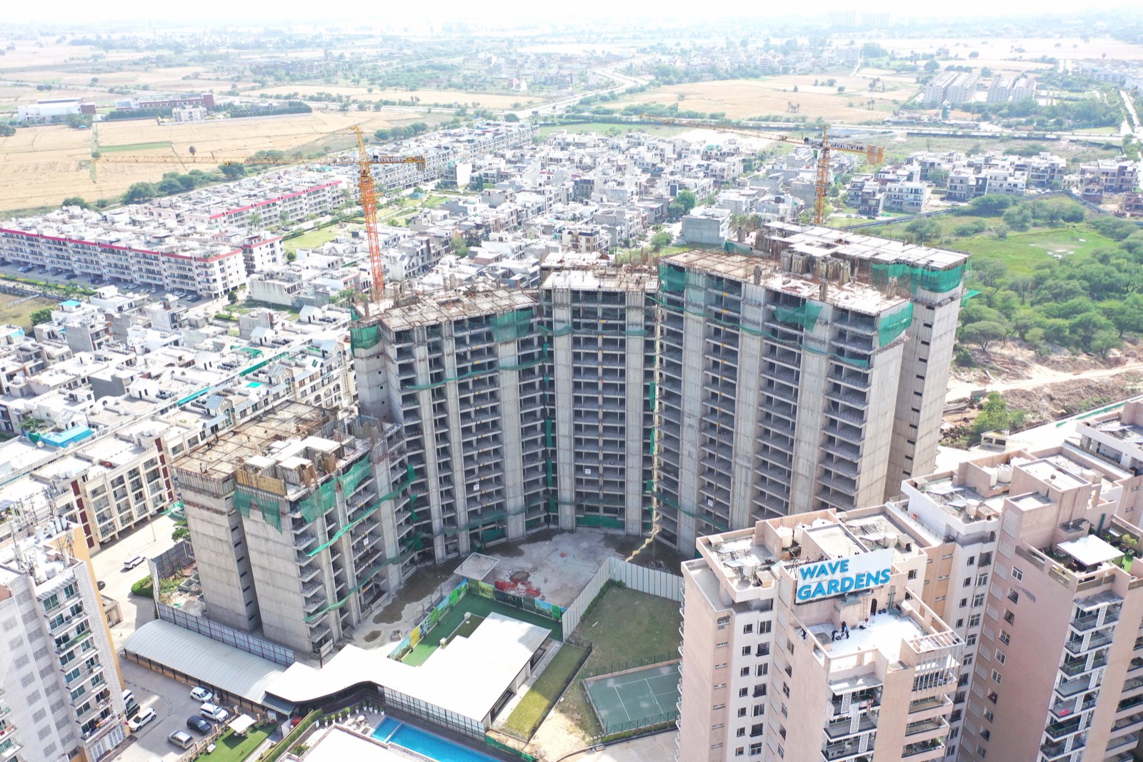 Wave Estate